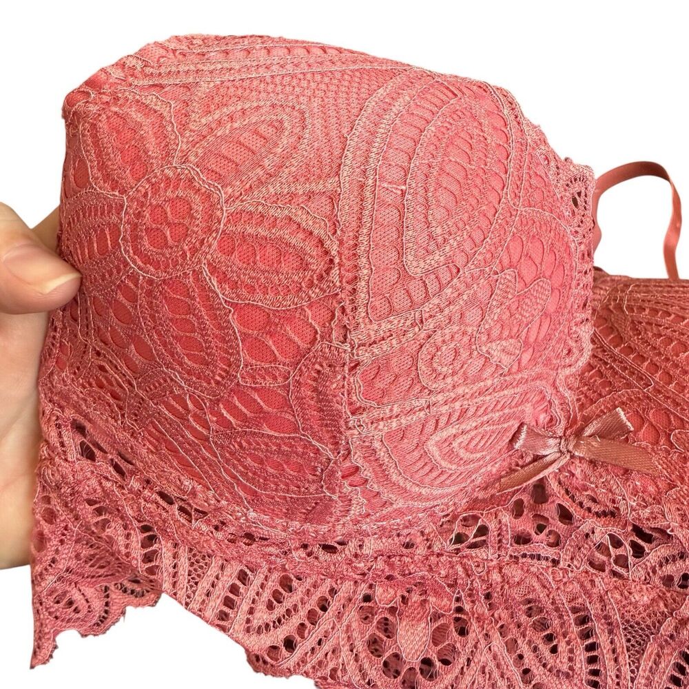 Fredericks Hollywood Lace Bralette Medium Pink Finley Wireless Scallop Padded NW - Picture 4 of 7